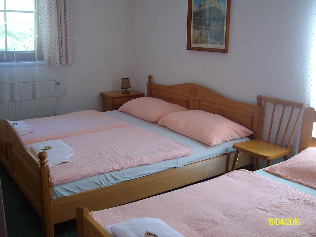 Gasthaus Zur Melzen Otel Versbichl Dış mekan fotoğraf