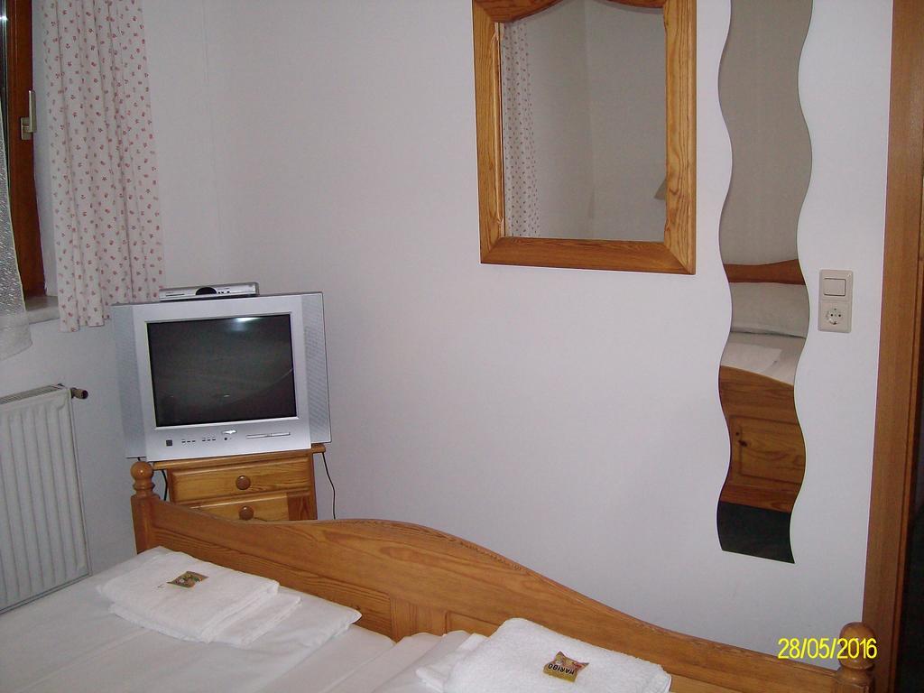 Gasthaus Zur Melzen Otel Versbichl Dış mekan fotoğraf