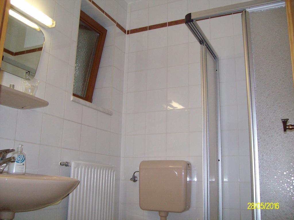 Gasthaus Zur Melzen Otel Versbichl Dış mekan fotoğraf